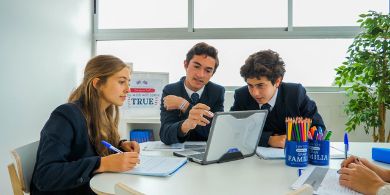 El colegio Highlands School Los Fresnos mejora la capacitacin de su alumnado con Microsoft	