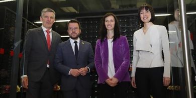 La ministra Diana Monrat junto a la comisaria de Europa visitan Barcelona Supercomputing Center	