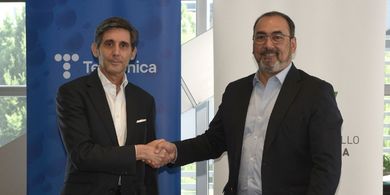 Telefnica y CAF revalidan su colaboracin para impulsar una digitalizacin en Latinoamrica	