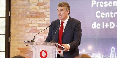 Vodafone y Adamo firman un acuerdo comercial de acceso mayorista a la fibra ptica 	