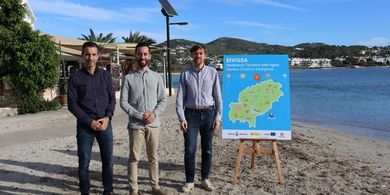 El Consell, Vodafone, Kapsch y Red.es muestran el sistema de sensorizacin marina de Ibiza